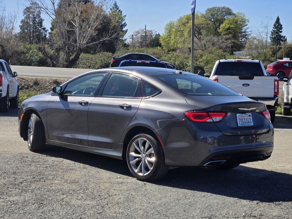 2016 Chrysler 200 S