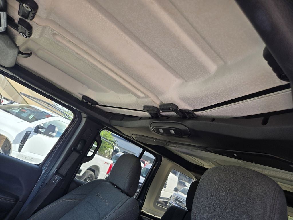 2024 Jeep Wrangler Sahara 4xe