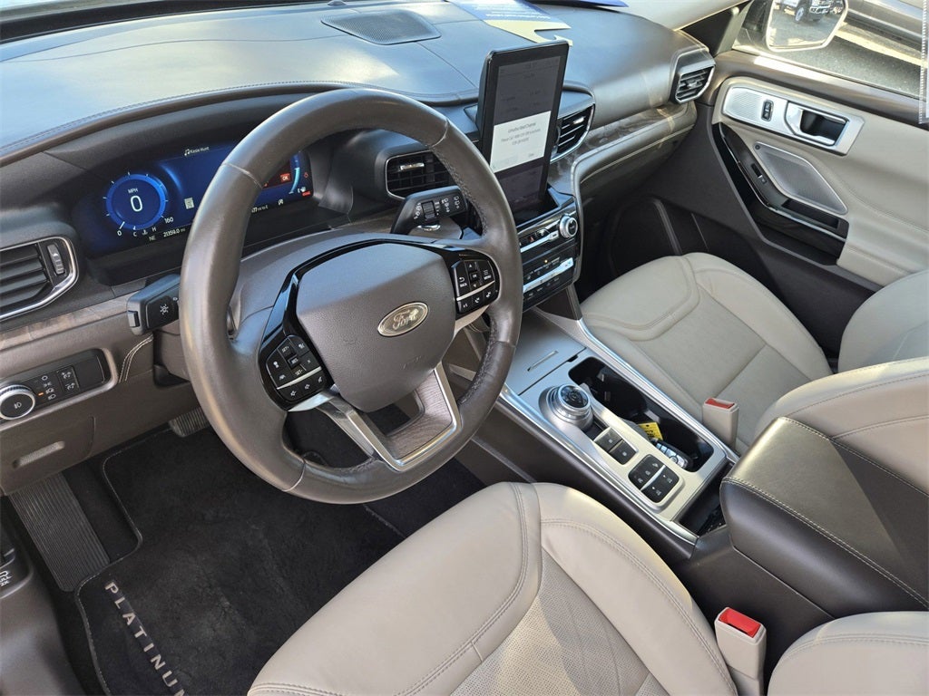 2022 Ford Explorer Platinum