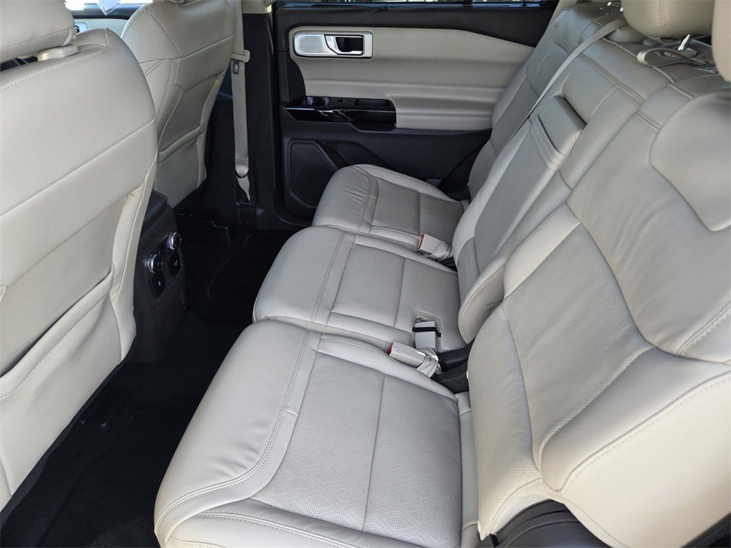 2022 Ford Explorer Platinum