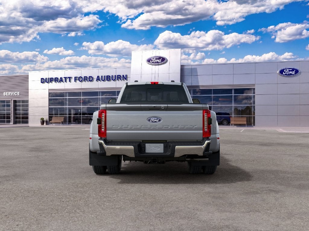 2027 Ford F-350SD Lariat DRW
