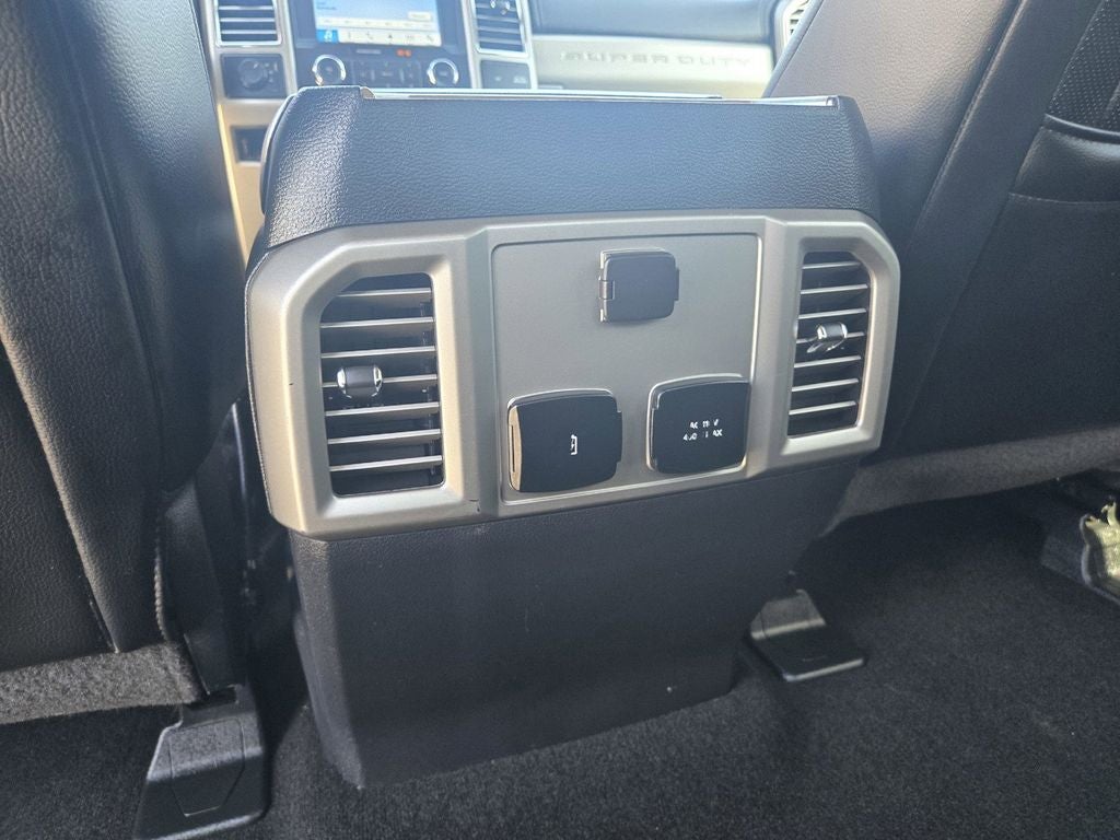 2017 Ford F-450SD Lariat DRW