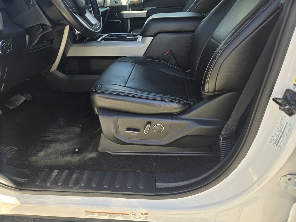 2017 Ford F-450SD Lariat DRW