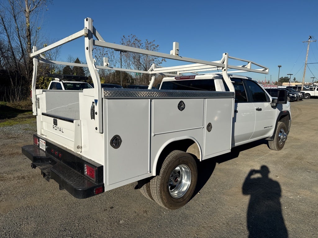 2023 GMC Sierra 3500HD Pro