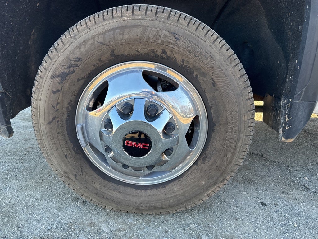 2023 GMC Sierra 3500HD Pro