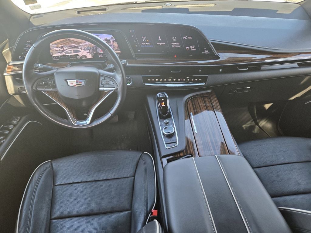 2022 Cadillac Escalade Premium Luxury