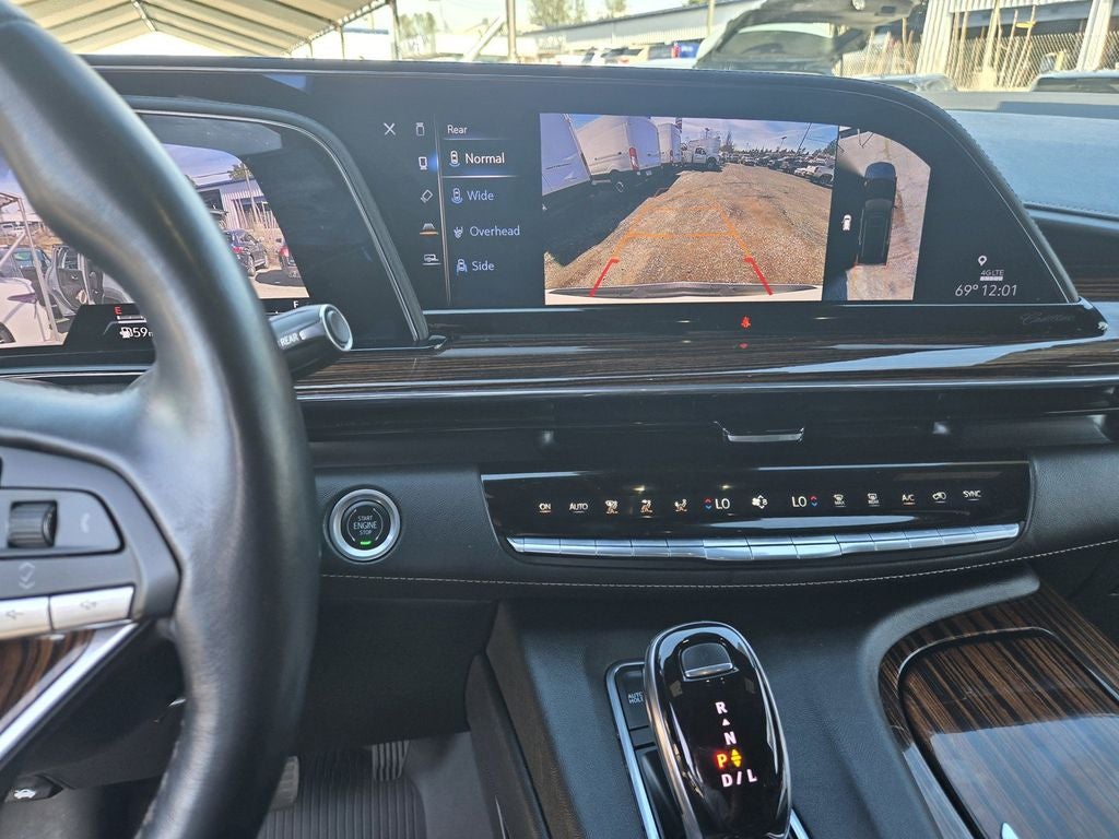 2022 Cadillac Escalade Premium Luxury