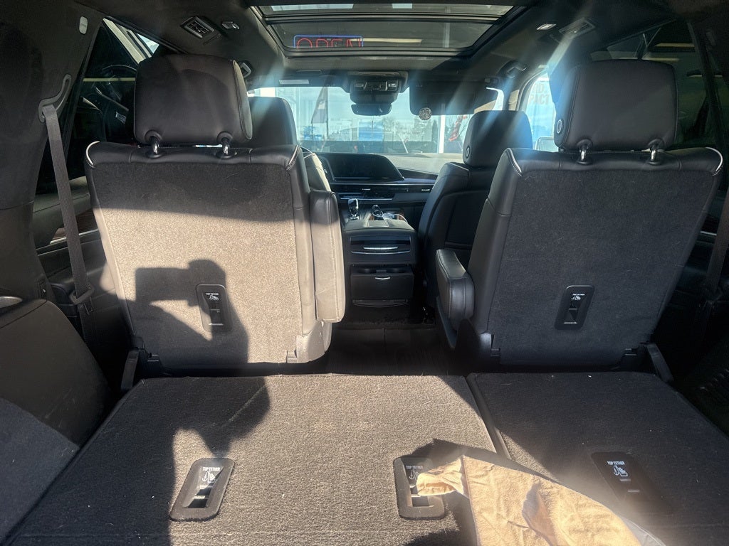 2022 Cadillac Escalade Premium Luxury