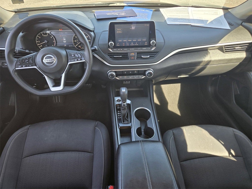 2022 Nissan Altima 2.5 SV