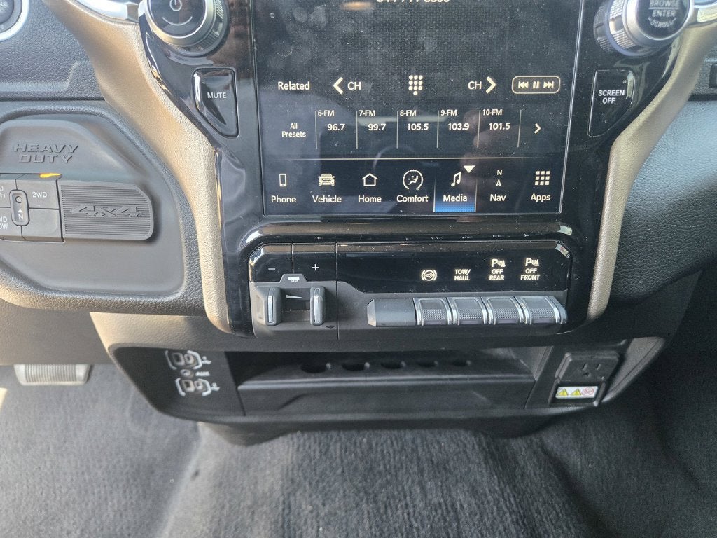 2024 RAM 2500 Laramie