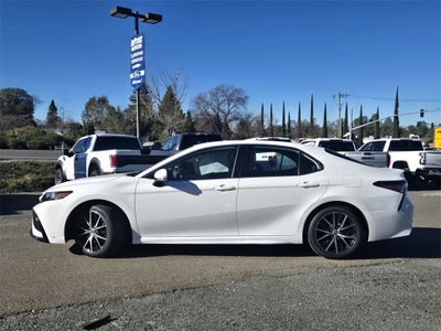 2023 Toyota Camry SE