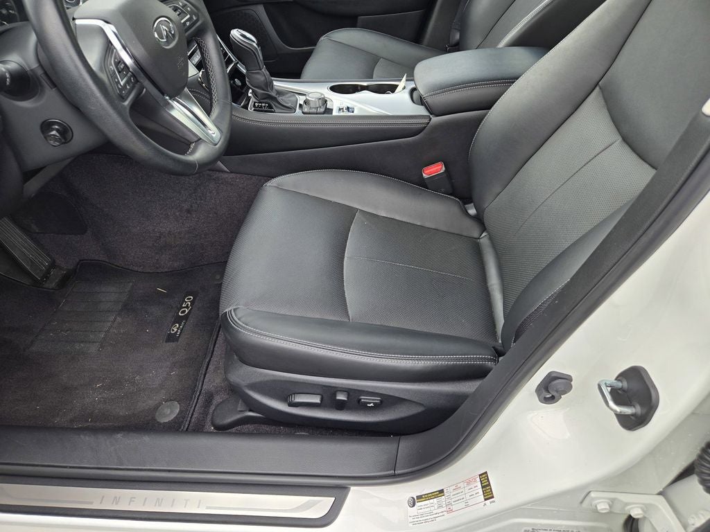 2024 INFINITI Q50 LUXE