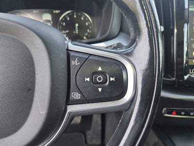 2018 Volvo XC60 T6 Momentum