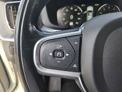 2018 Volvo XC60 T6 Momentum
