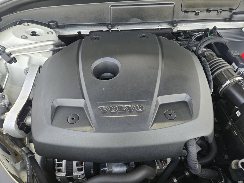 2018 Volvo XC60 T6 Momentum