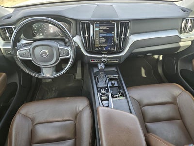 2018 Volvo XC60 T6 Momentum
